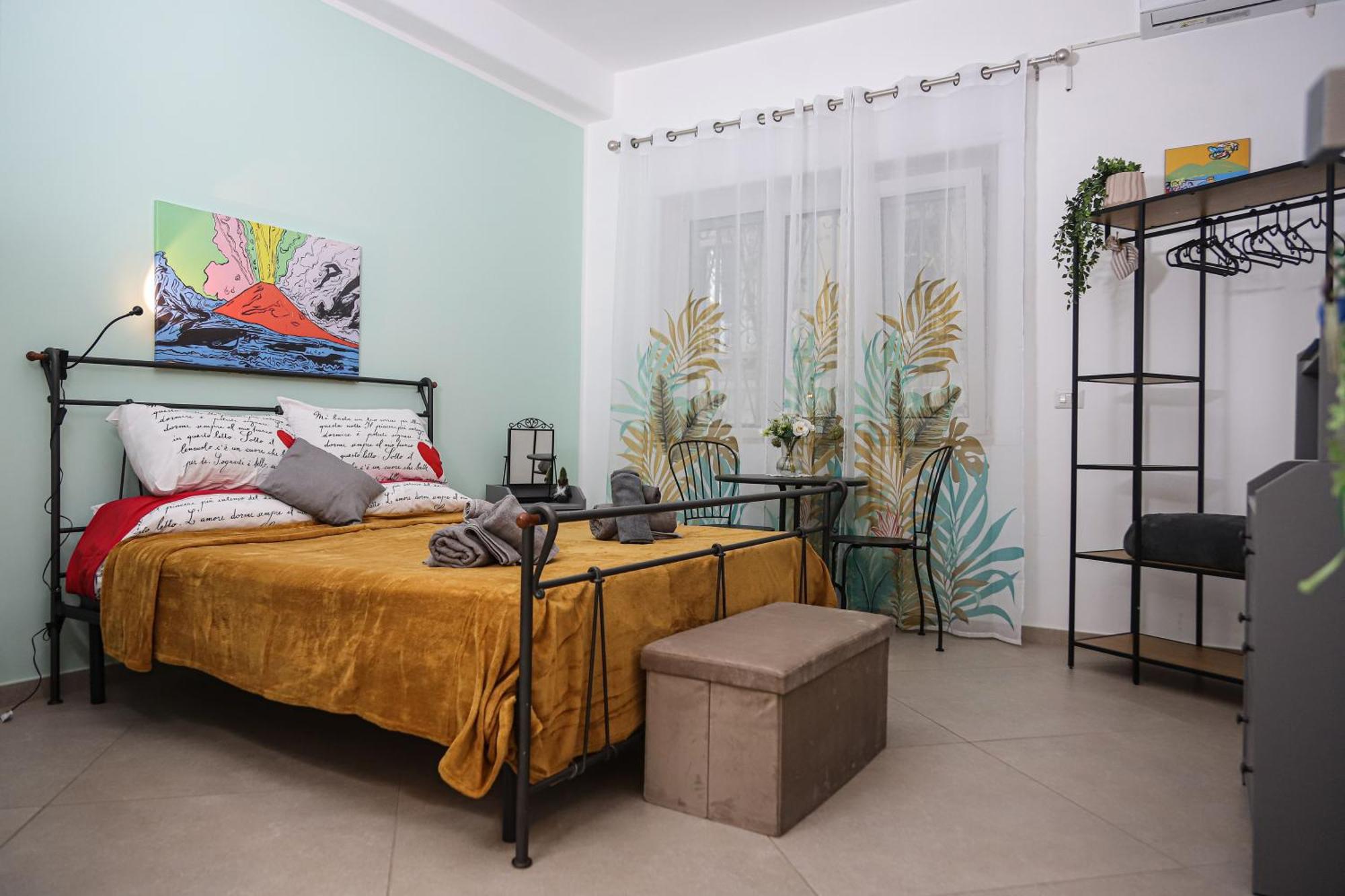 Morghen 88 Vomero Rooms เนเปิลส์ ภายนอก รูปภาพ