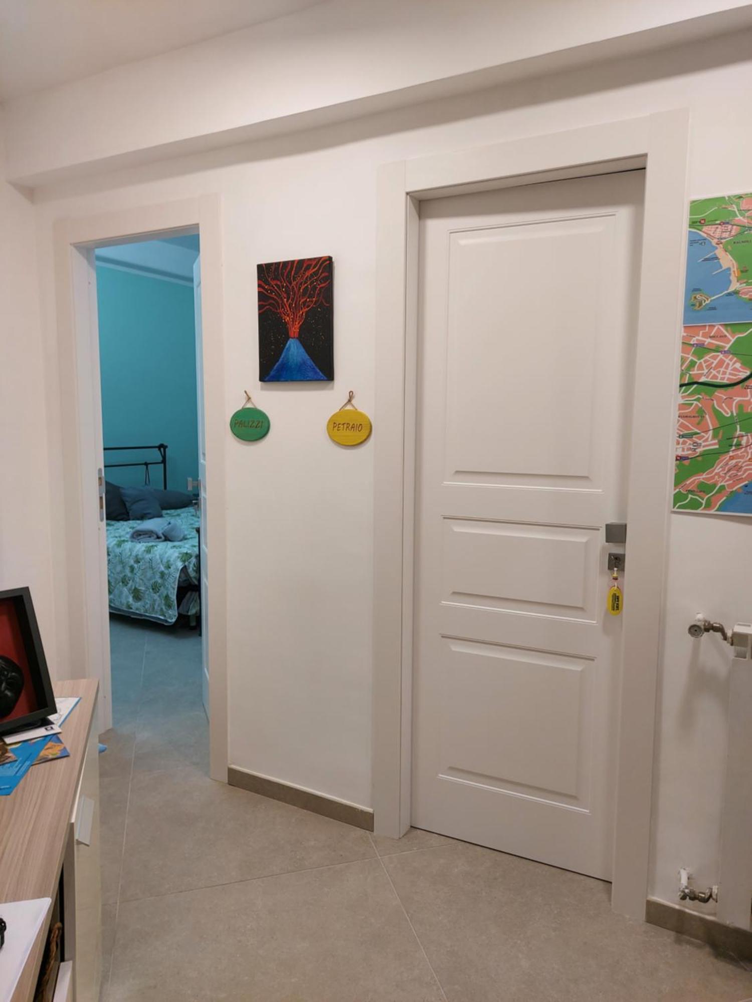 Morghen 88 Vomero Rooms เนเปิลส์ ภายนอก รูปภาพ